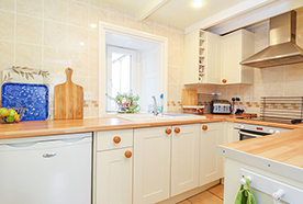 Kitchen at Chy Lowena holiday cottage