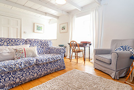 Lounge at Chy Lowena holiday let